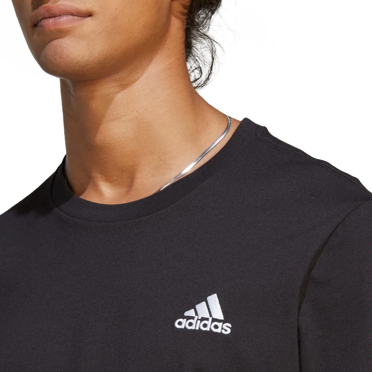 adidas Men's Essentials Single Jersey Embroidered Small Logo Tee