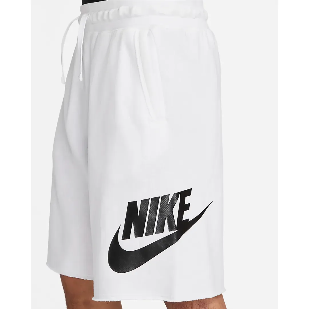 Nike Men's Club Alumni Shorts - White / Black