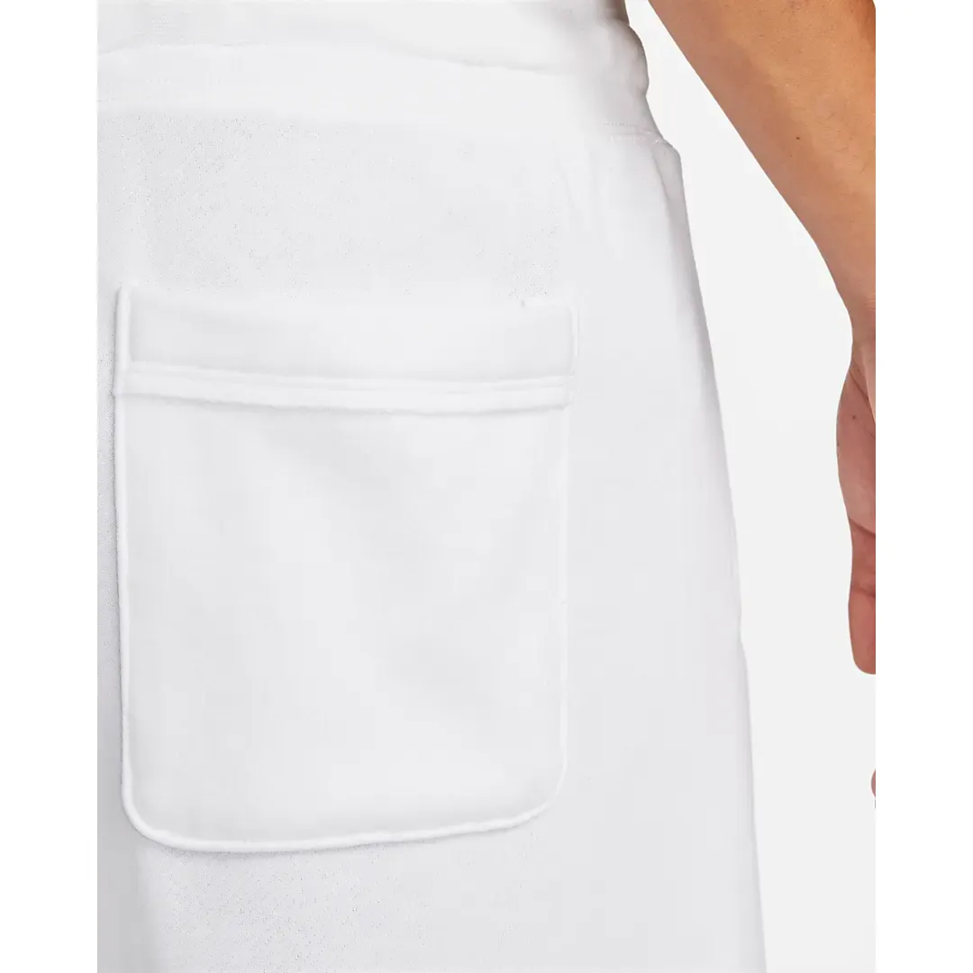 Nike Men's Club Alumni Shorts - White / Black